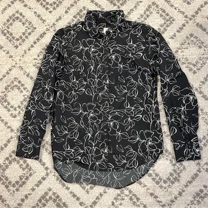 🩵 3 for $10 🩵 A New Day Target Floral Pattern Button Down Blouse